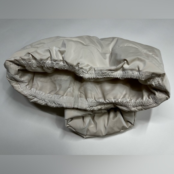 Beige Crop Puffer Vest Cropped Zip Up Down Quilted Jacket Neck Padded Airport 25 - Picture 9 of 17